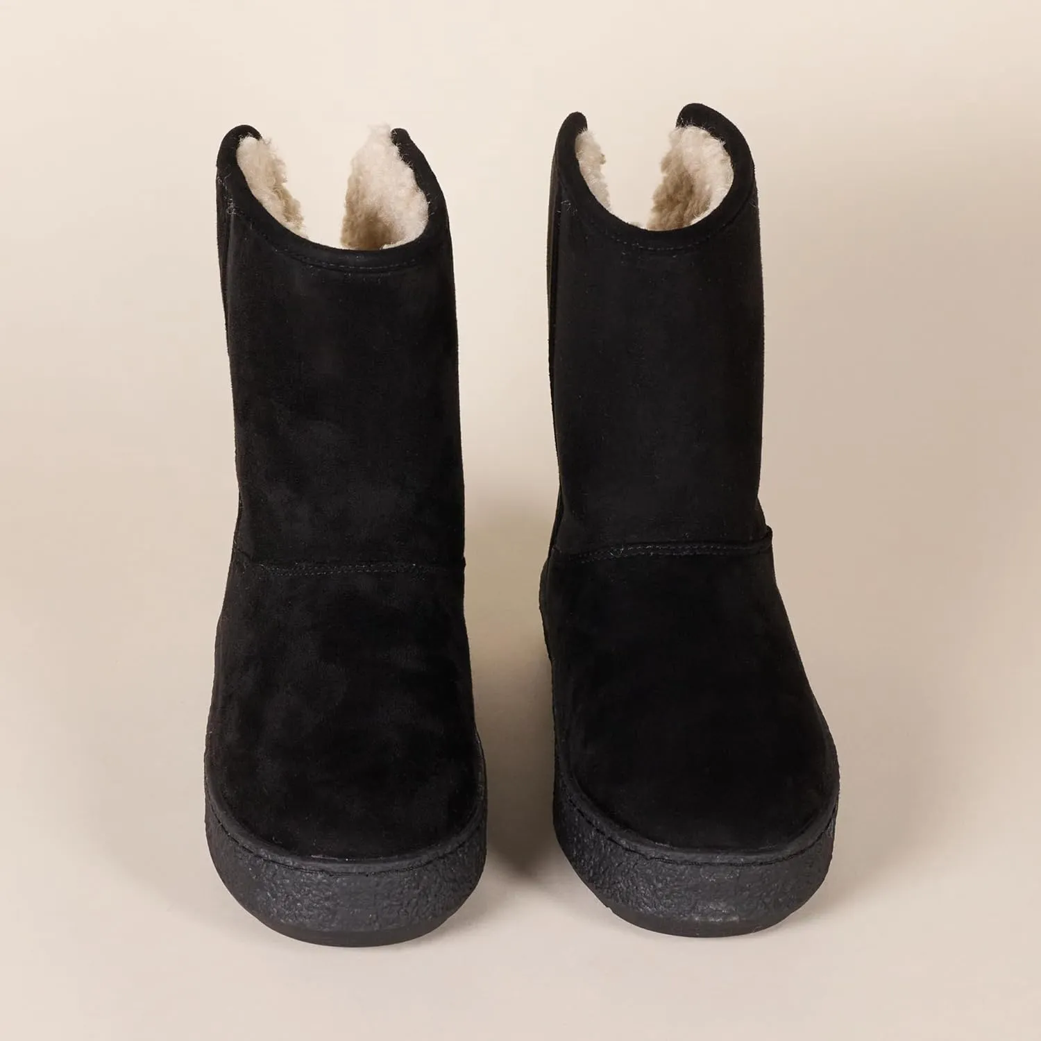 Amazon Essentials Women's Shearling Boot