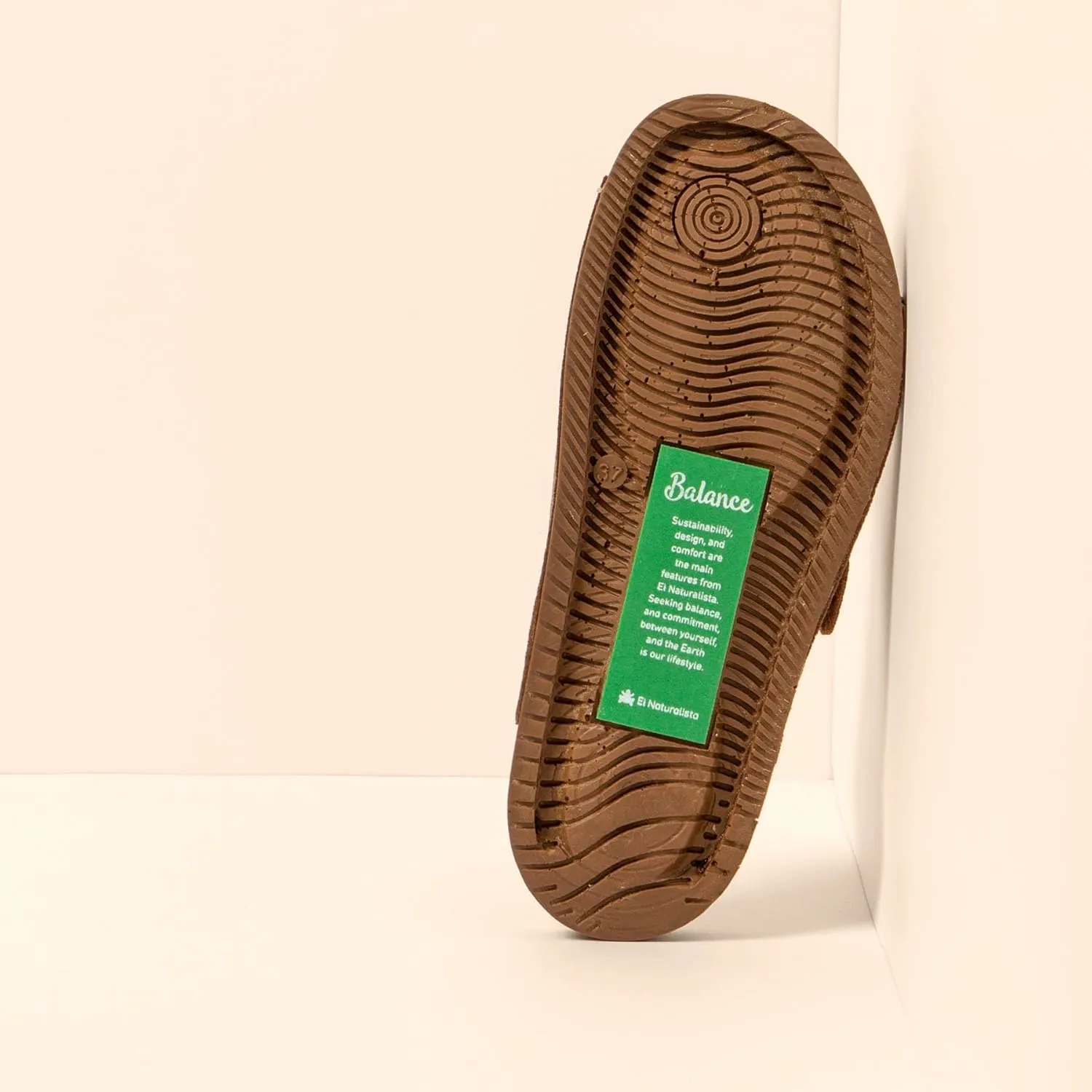 El Naturalista Men's Classic Flat Sandal