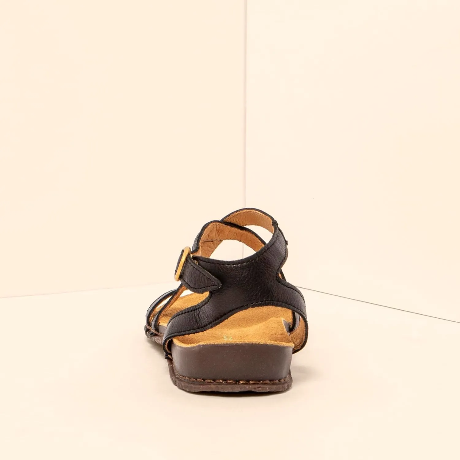 El Naturalista Women's Classic Flat Sandal