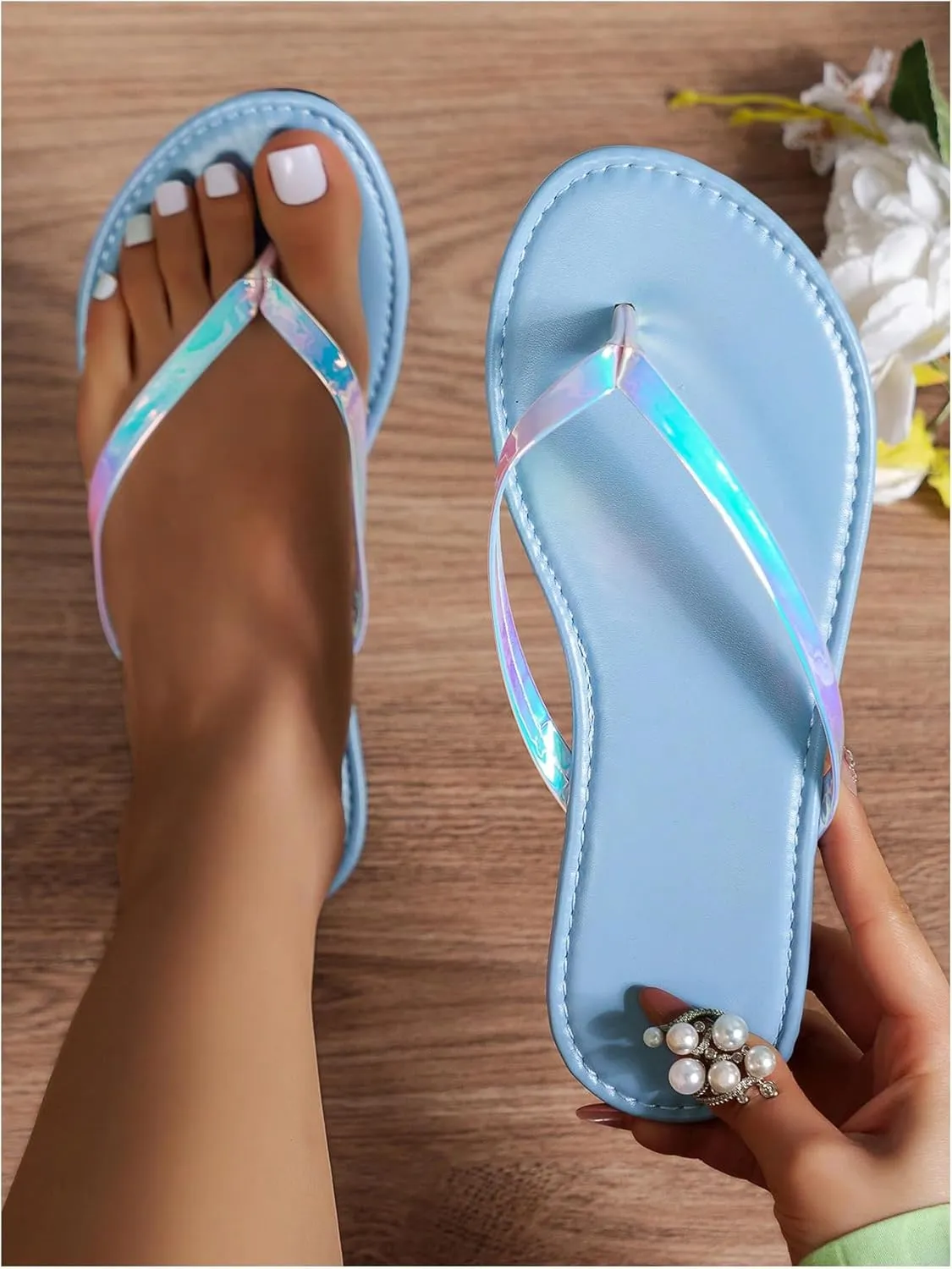 GORGLITTER Women's Flip Flops Summer Beach Sandals for Women 2025 Comfortable Thong Flats Slippers