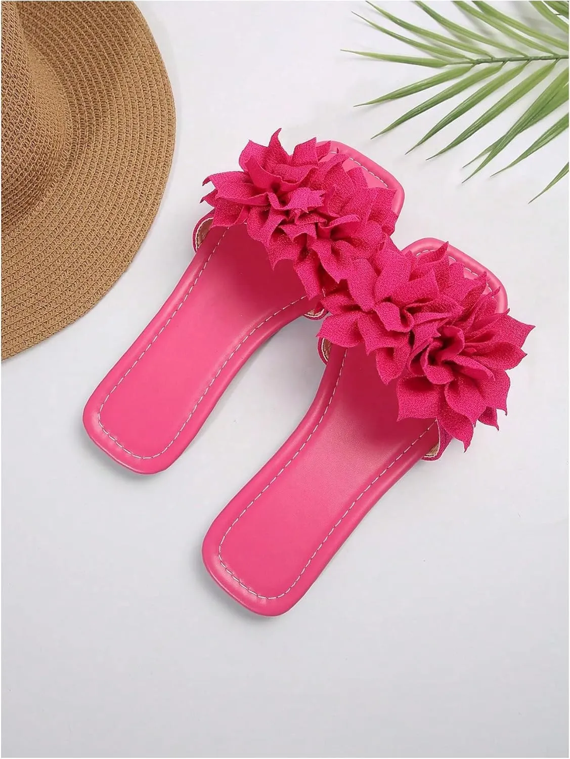 GORGLITTER Women's Flower Sandals 3D Floral Flat Sandals Open Toe Slippers Comfy Lightweight Summer Beach Sandals