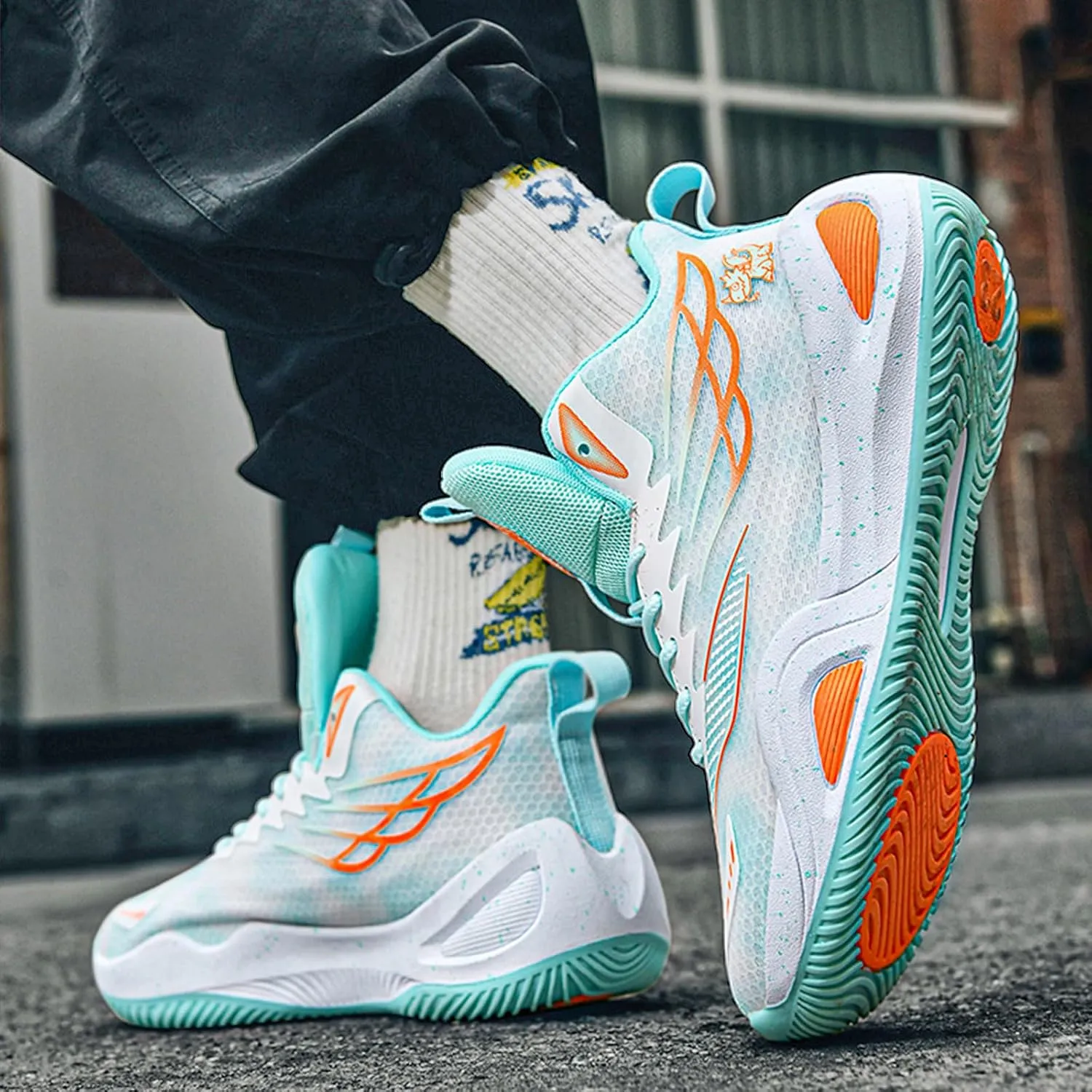 High Top Womens Mens Basketball Shoes Breathable Non Slip Outdoor Sneakers Outdoor Sports Shoes for Men and Women