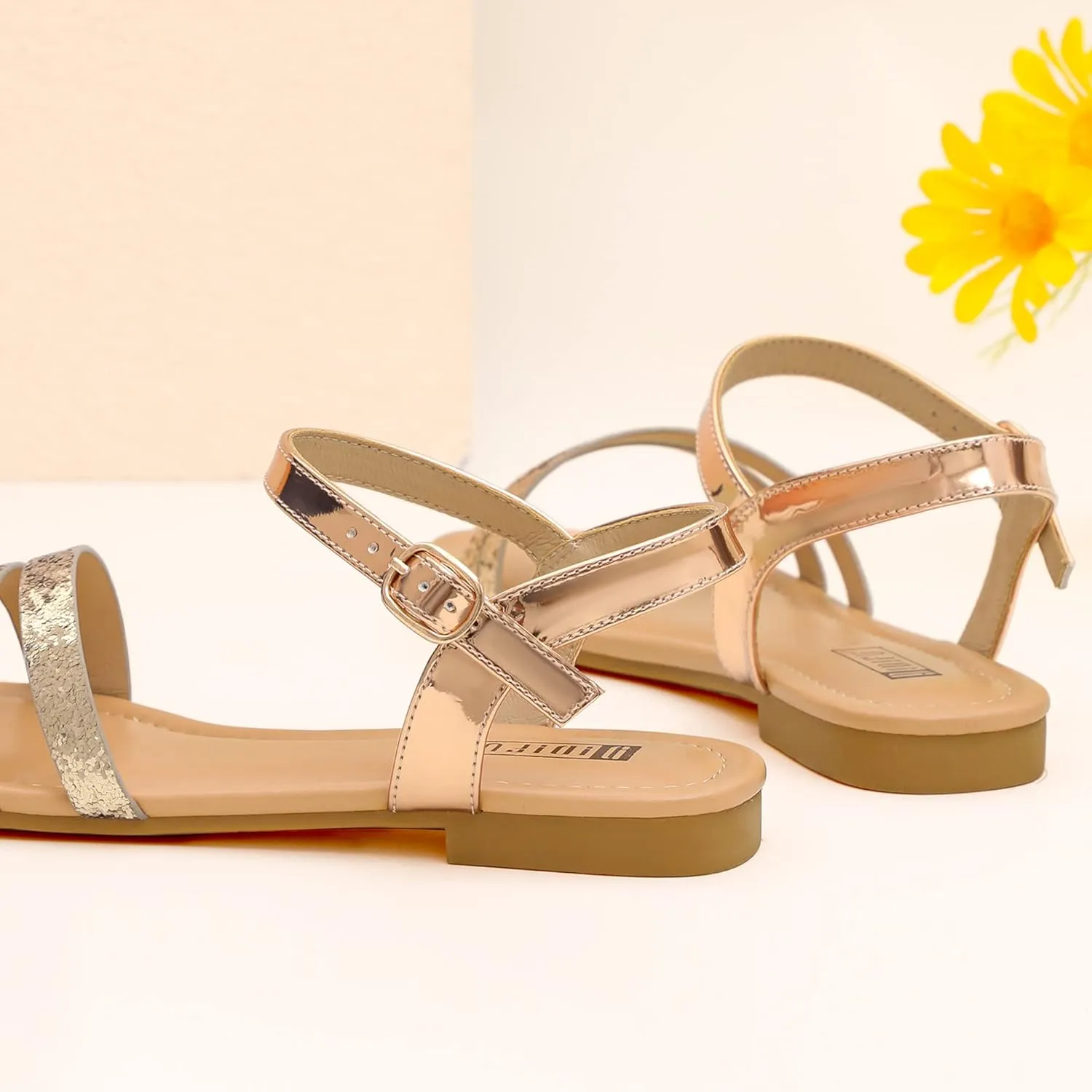 IDIFU Women's Flat Sandals Dressy Summer Strappy Sandals Open Toe Slingback Ankle Strap Dress Sandals with Two Toe Strap Wedding Prom Beach Bride Bridesmaid Sandals Comfortable Fashion Cute Sandals