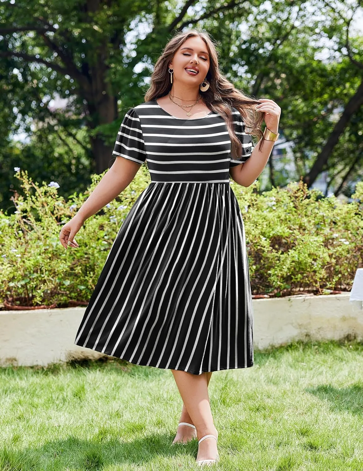 IN'VOLAND Women Plus Size Short Sleeve Dress Loose Summer Casual A-Line Flowy Midi Dresses with Pockets