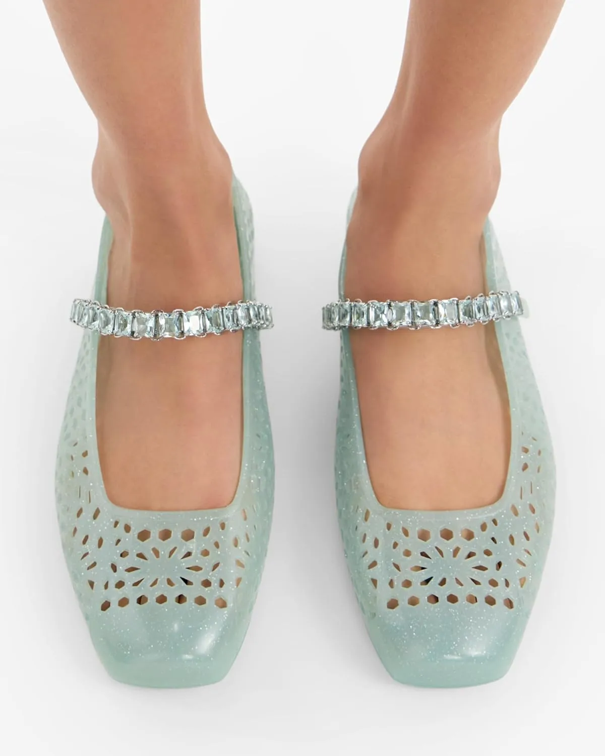 Jelly Mesh Flats for Women Slip On Round Toe Buckle Strap Jellies Flats Hollow Clear Beach Jellies Sandals