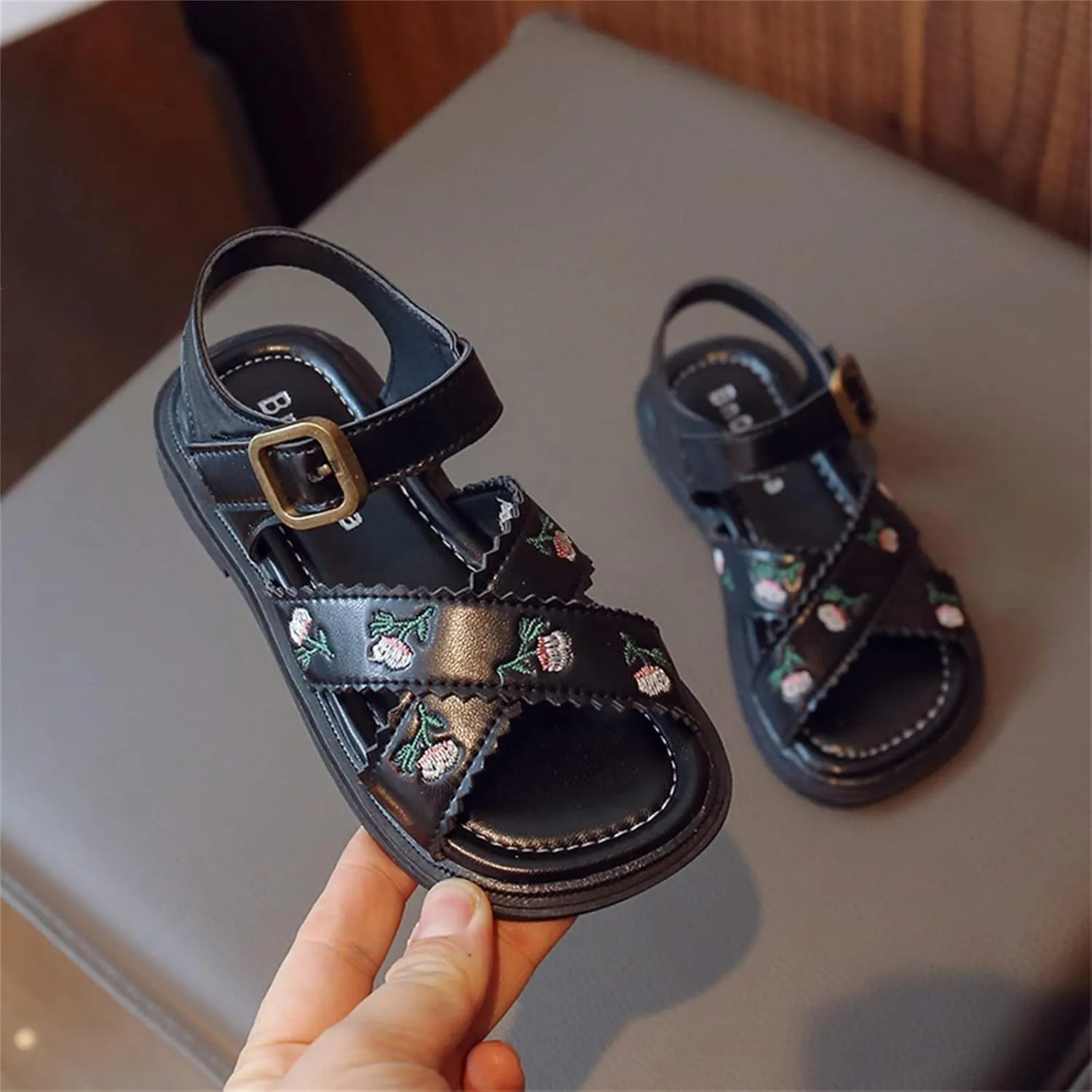 Kids Platform Sandals Open Toe Embroidered Buckle Casual Shoes Ankle Strap Close Back Summer Flat Sandal For Boy
