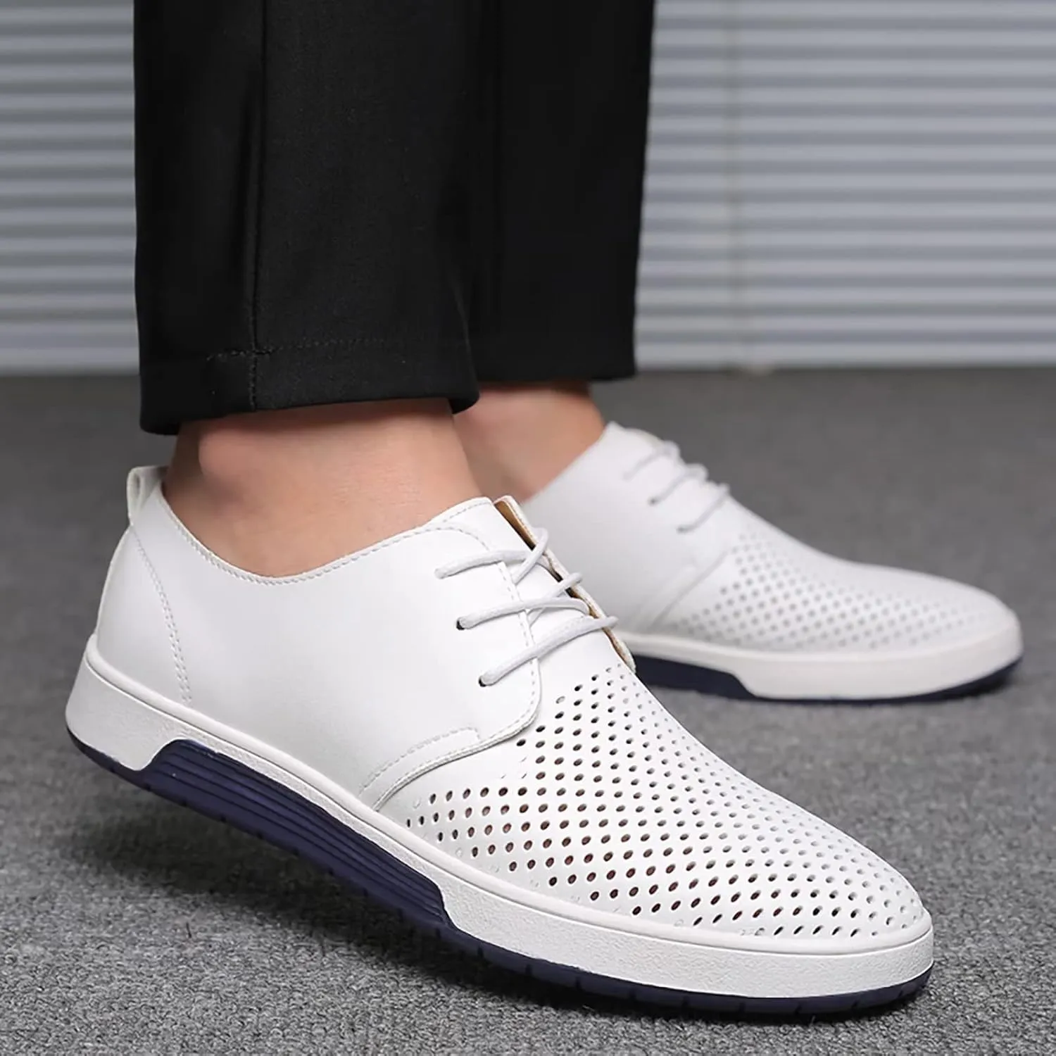 Men's Casual Oxford Shoes Lace-up Dress Shoes Comfortable Fashion Sneakers