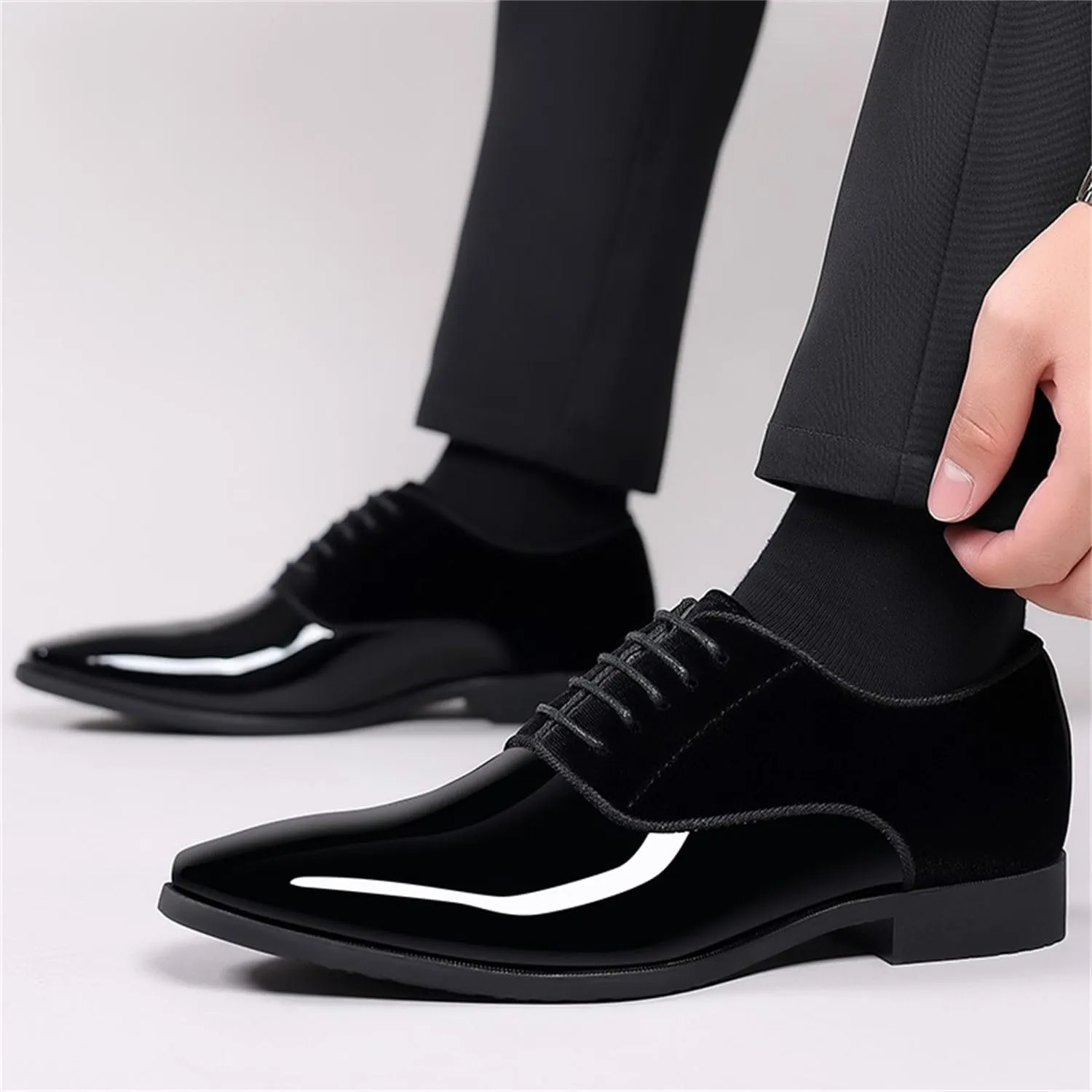 Men's Vintage High Gloss Dress Shoes Patent Leather Suede Oxford Formal Business Suit Tuxedo Shoes Men's Loafers