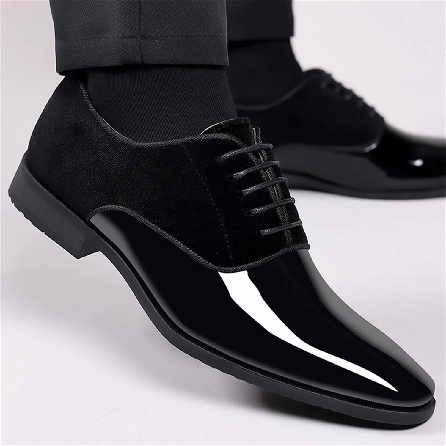 Men's Vintage High Gloss Dress Shoes Patent Leather Suede Oxford Formal Business Suit Tuxedo Shoes Men's Loafers