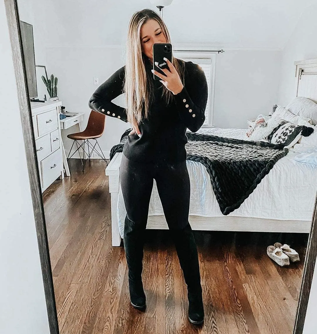 Newshows Women's Fall Fashion Sweater Long Sleeve Crew Neck Button Stretch Casual Pullover Tops Winter Clothes Trendy
