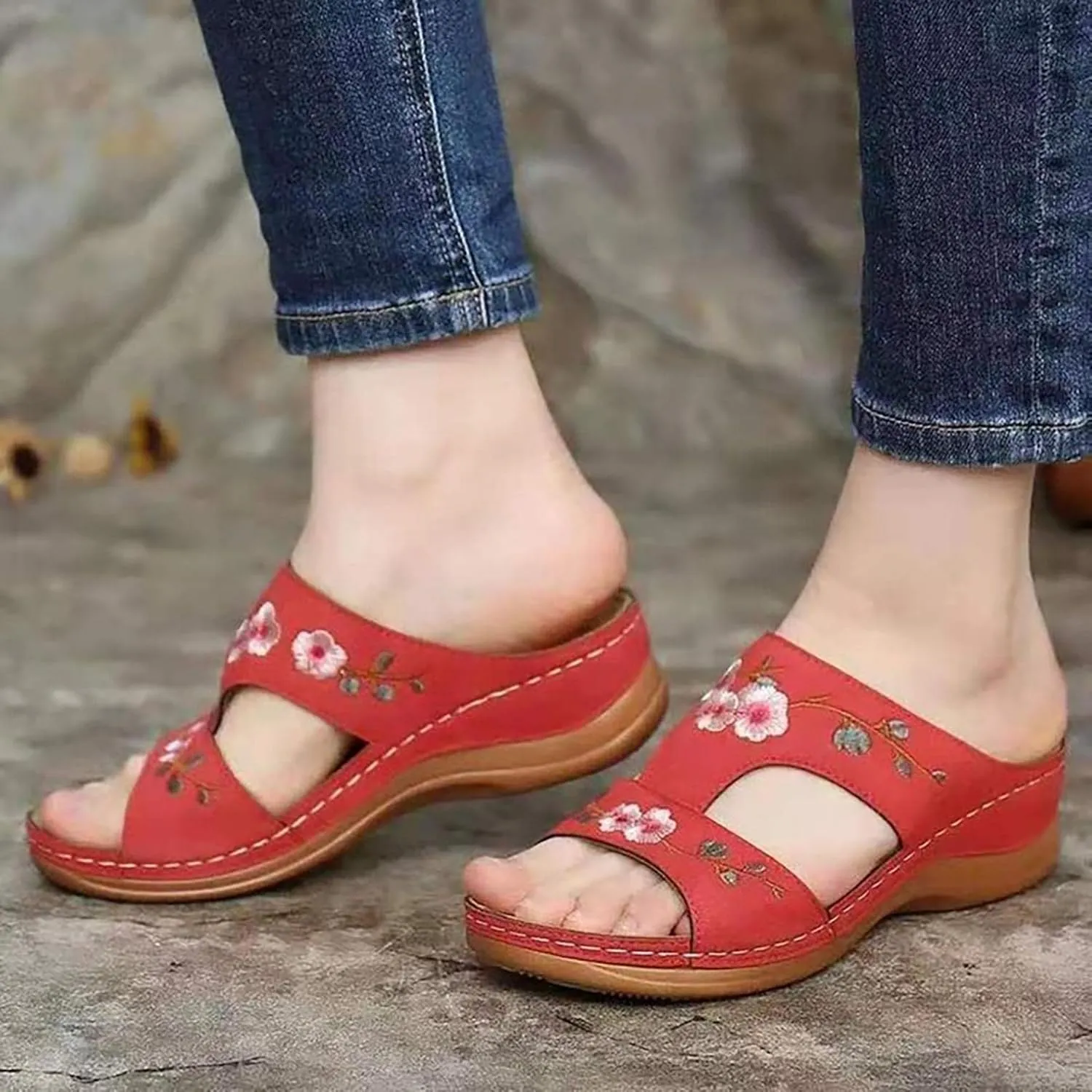 oiangi Women's Sandals Comfortable Wedge Sandals with Arch Support Summer Casual Fish Mouth Open Toe Slip-on Slipper Flower Hollow Platform Slides Flip Flops