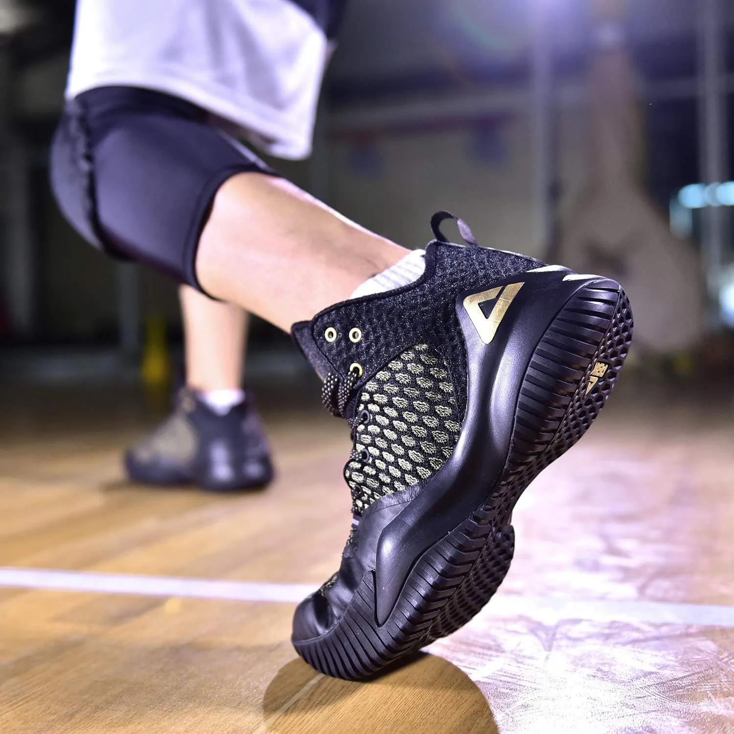 PEAK High Top Mens Basketball Shoes Streetball Master Breathable Outdoor Sneakers Cushioning Shoes for Fitness
