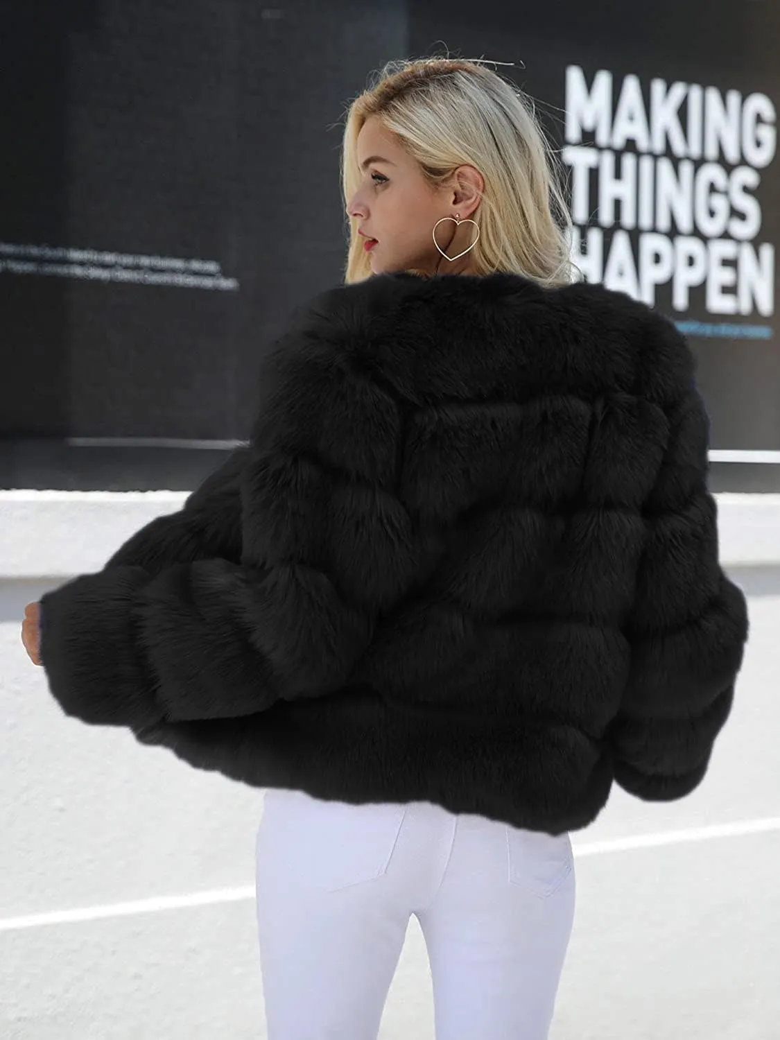 Simplee Women Luxury Winter Warm Fluffy Faux Fur Short Coat Jacket Parka Outwear