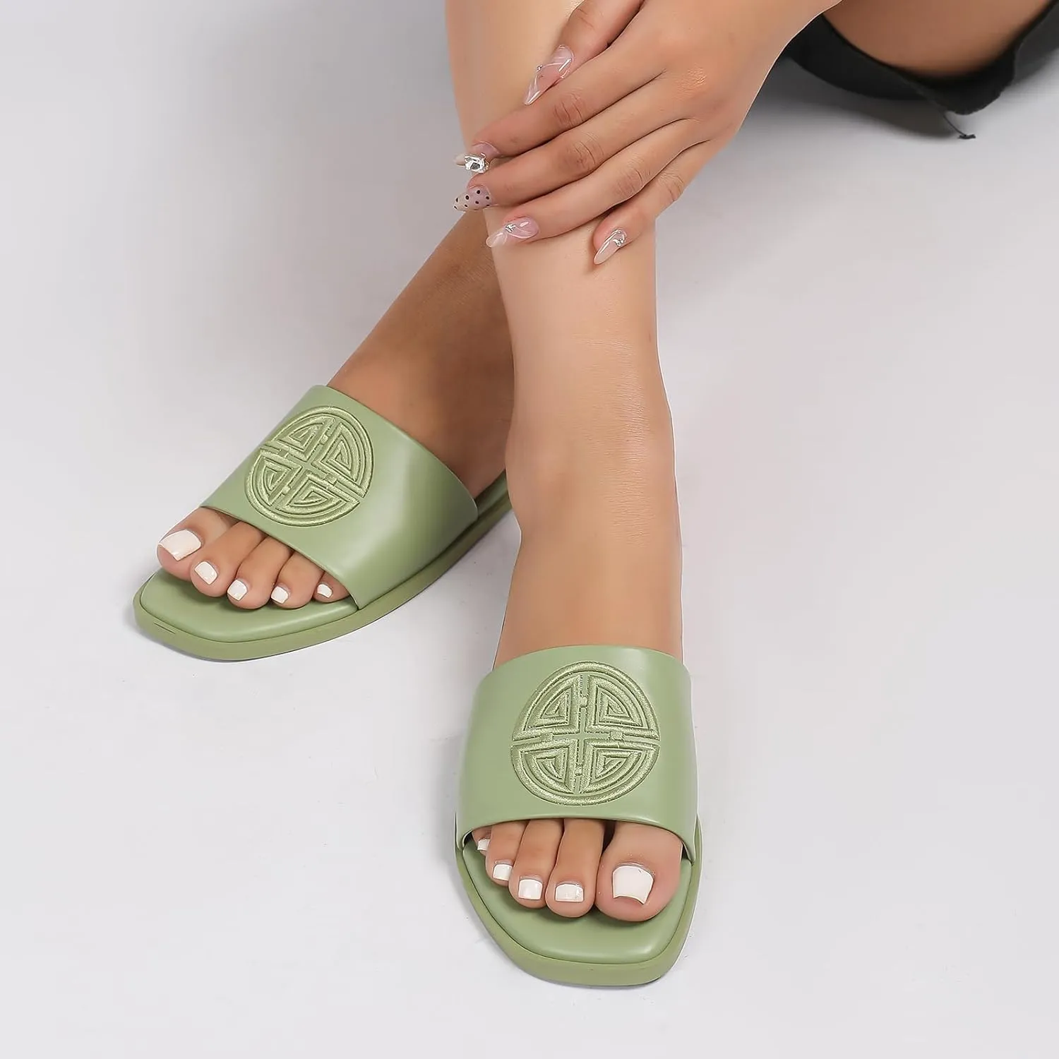 Stratuxx Kaze Womens Flat Sandals Dressy Summer Slide Dress Sandals Comfortable Cute Leather Black Sandals for Women