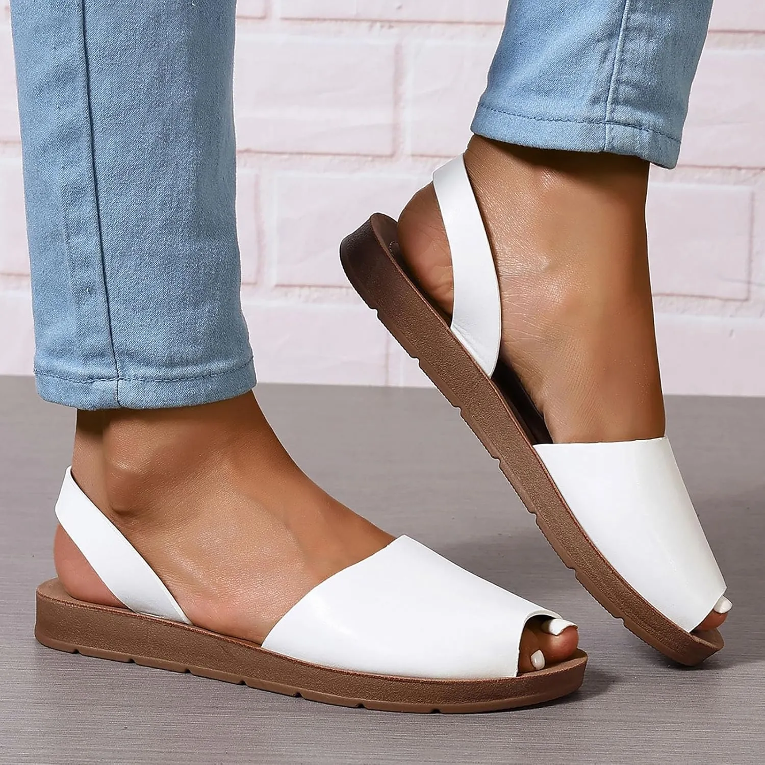 Summer European And Southeast Asian Women's Thick Soled Flat Sandals For Big Sizes Bling Sandals for Women Size 12