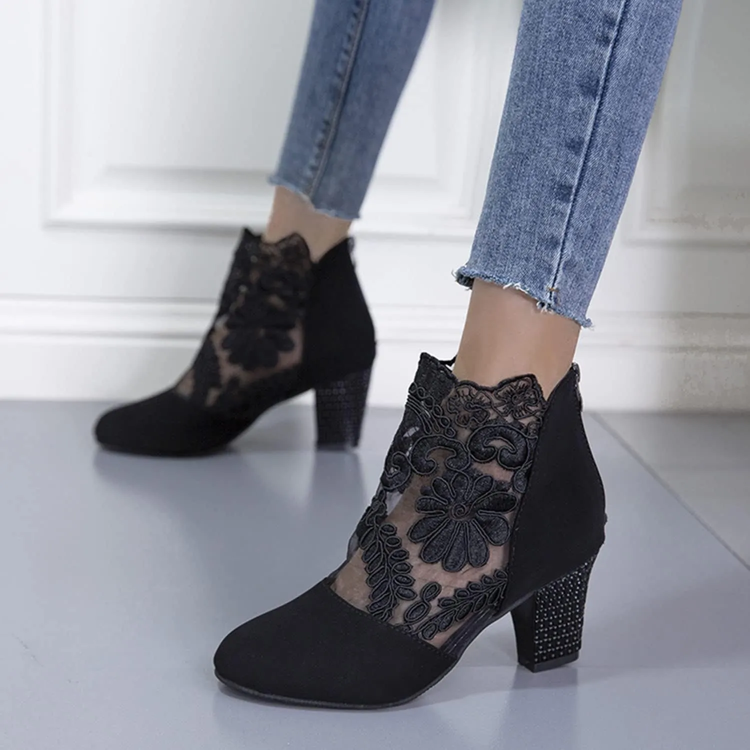 Summer Fashion Women Heeled Sandal Chunky Heel Retro Back Zipper Mesh Lace High Heel Sandals Closed Toe Breathable High Heel Boots