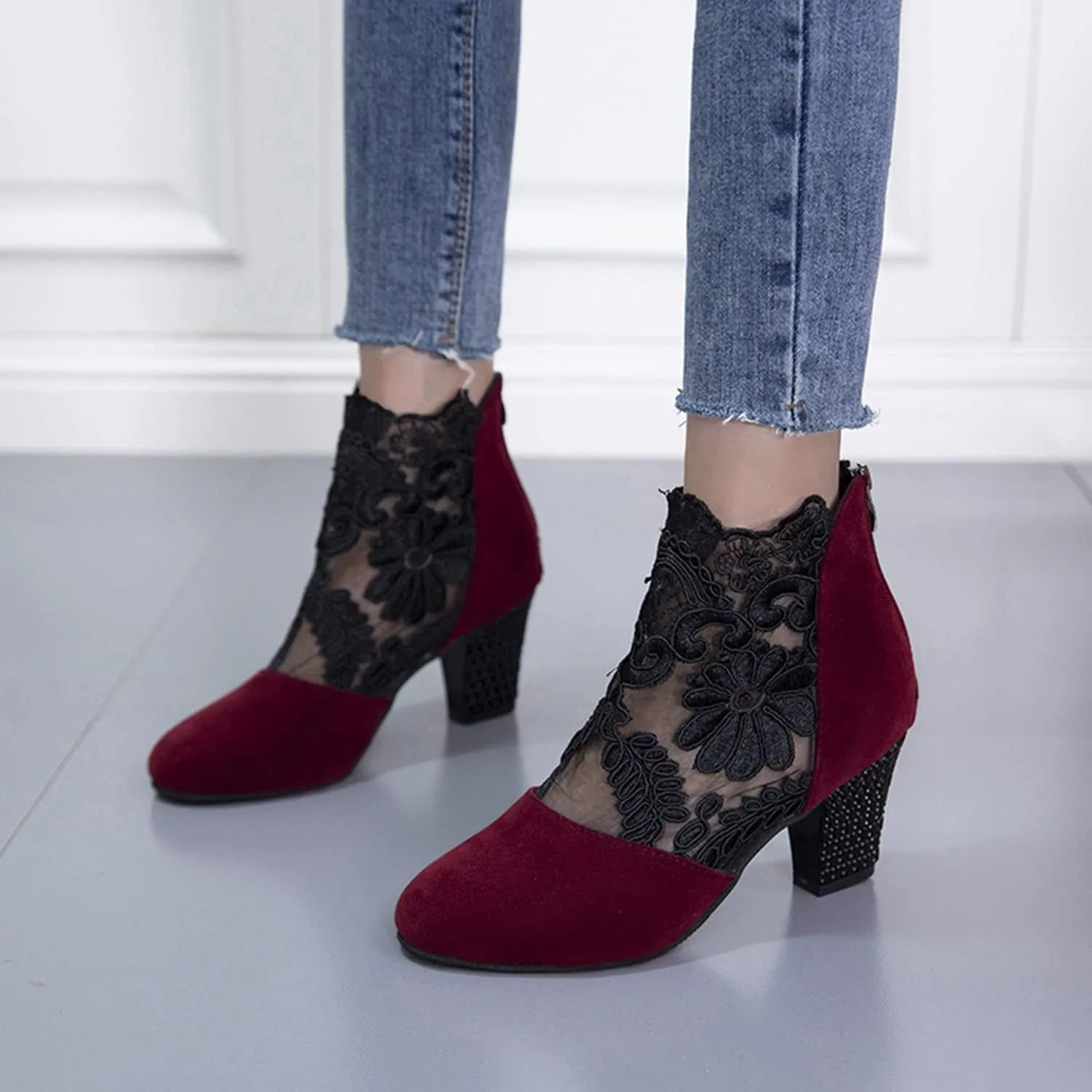 Summer Fashion Women Heeled Sandal Chunky Heel Retro Back Zipper Mesh Lace High Heel Sandals Closed Toe Breathable High Heel Boots