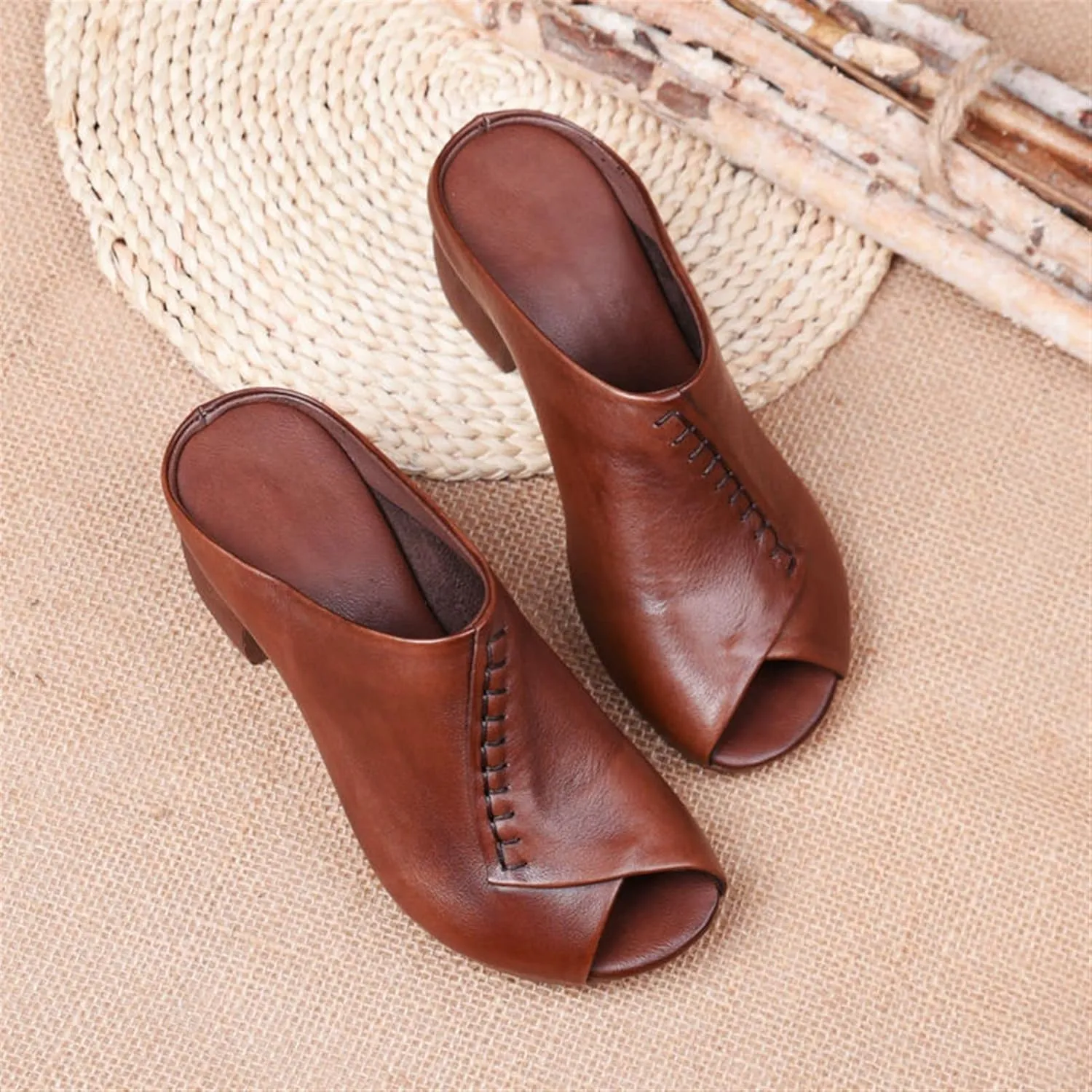 Summer Soft Leather Retro Chunky Heel Outer Slippers Middle-Heel Soft Sole Middle-Aged Mother Shoes Comfortable and Breathable Sandals (Color : Auburn, Shoe Size : 7.5)