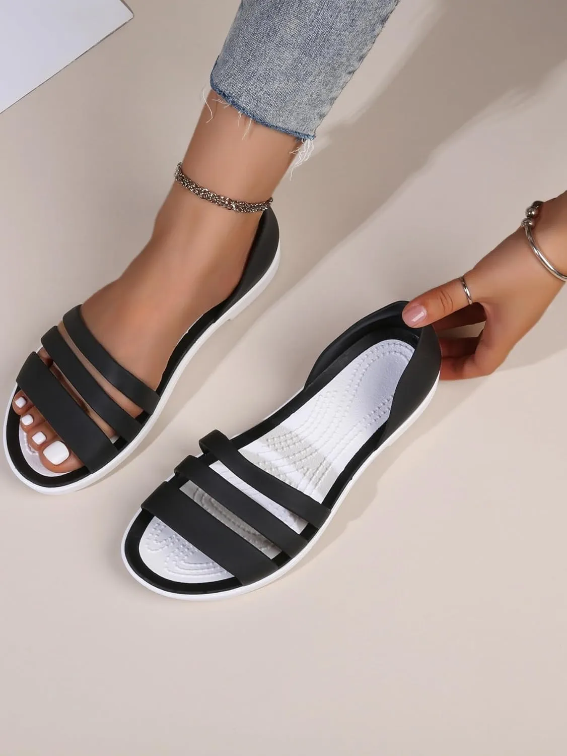 SweatyRocks Women's Casual Open Toe Sandals Strappy Warp Outdoor Slides Slippers