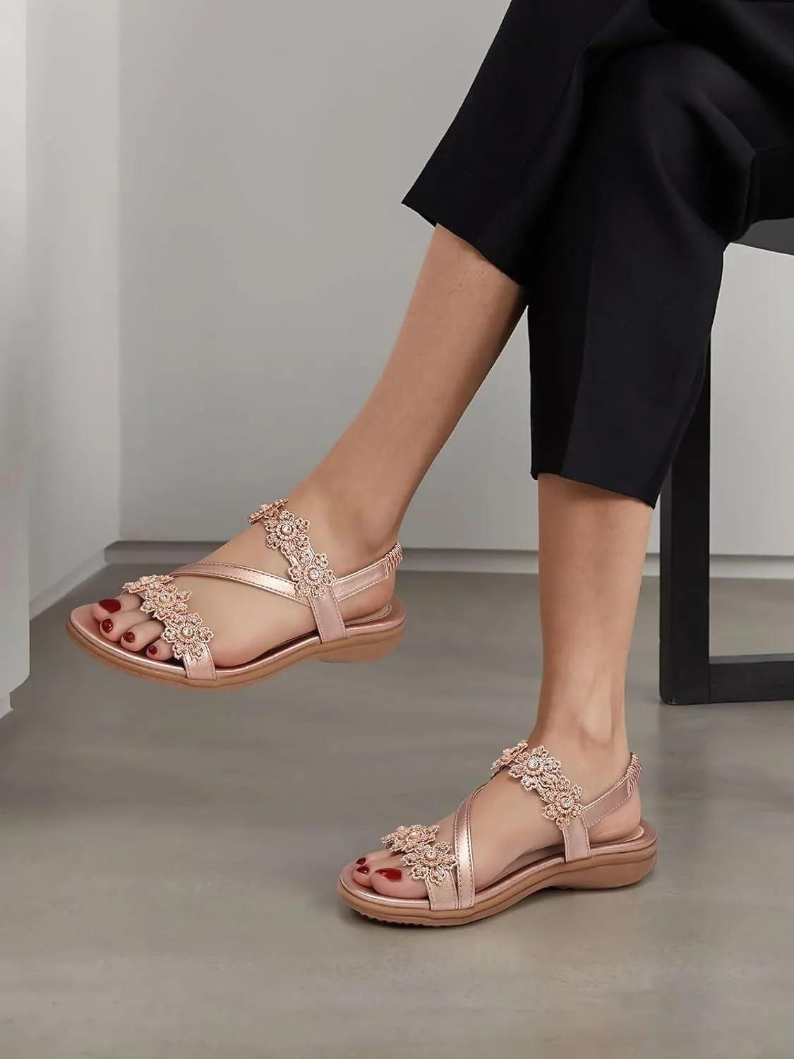 TEMOFON Sandals for Women Flat Dressy: Summer Flower Sandals with Ankle Strap Comfortable Casual Walking Flat Sandals Size 5-11