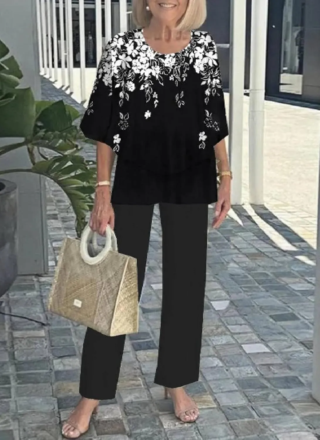 Two Piece Sets for Women Summer Outfits Lounge Sets Black Floral Print Tops and Plain Pants Vacation Travel Outfits