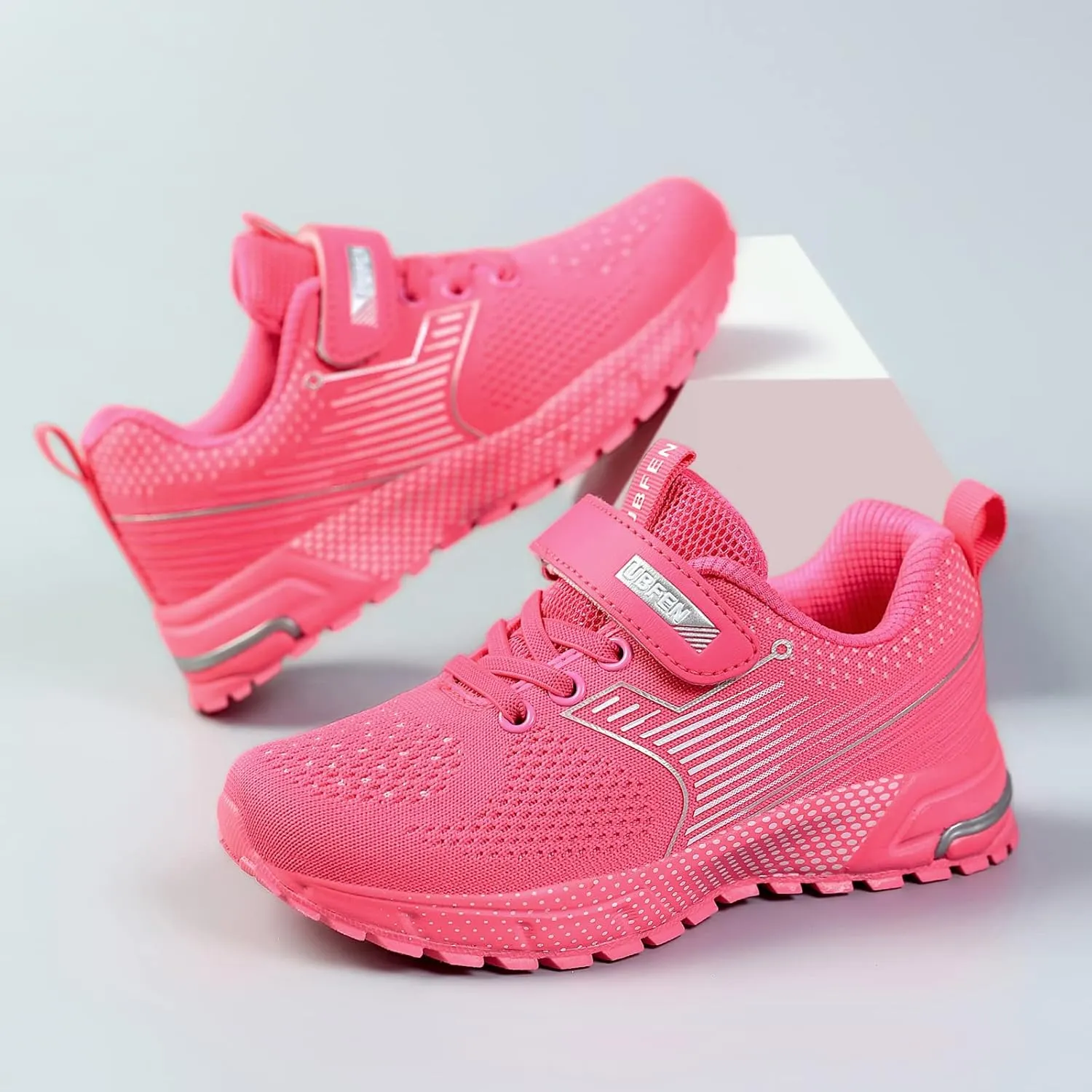 UBFEN Kids Sneakers Boys Girls Tennis Shoes for Running Athletic Walking Gym Sports Lightweight Breathable