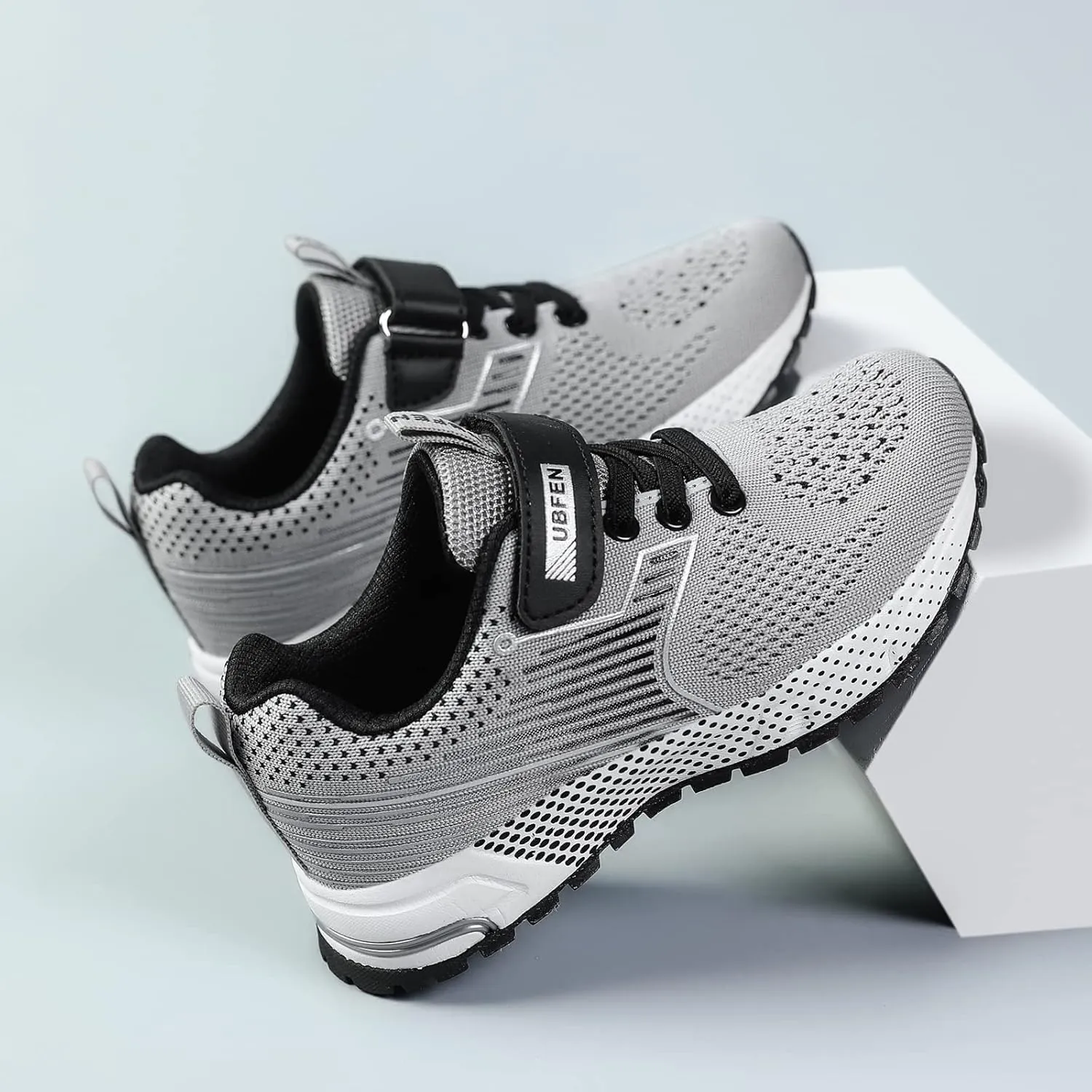 UBFEN Kids Sneakers Boys Girls Tennis Shoes for Running Athletic Walking Gym Sports Lightweight Breathable