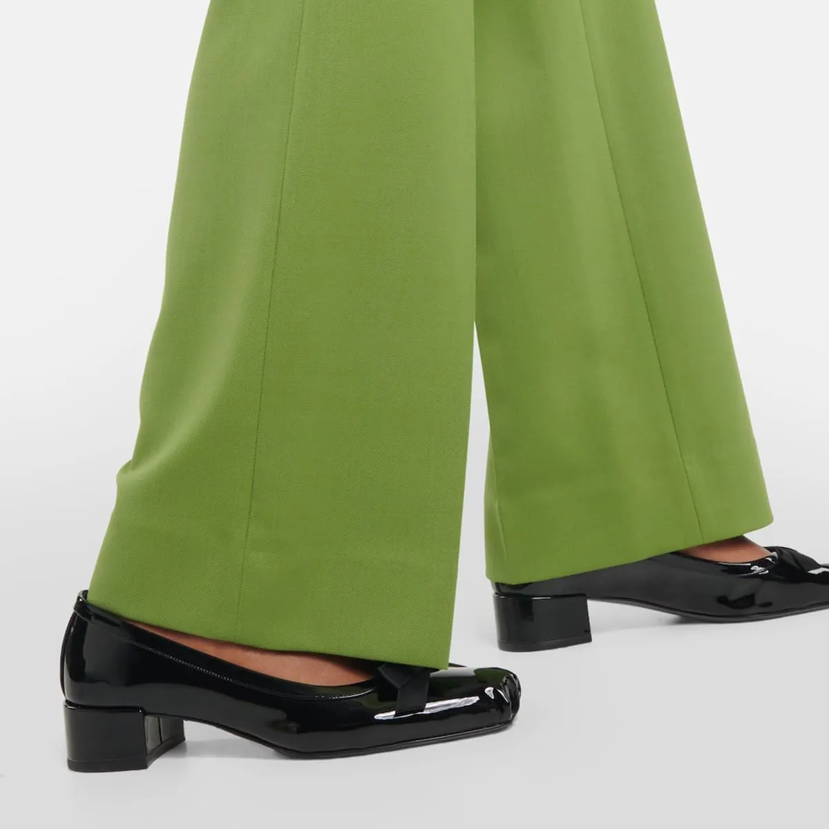 Women Chunky Block Heel Pumps Bow Square Toe 1.5 Inch Heels Dress Shoes Slip On Matte Patent Leather Closed Toe Sandals Dressy Office Work Pump Ladies Comfort Dance Wedding Shoe 4-11 M US