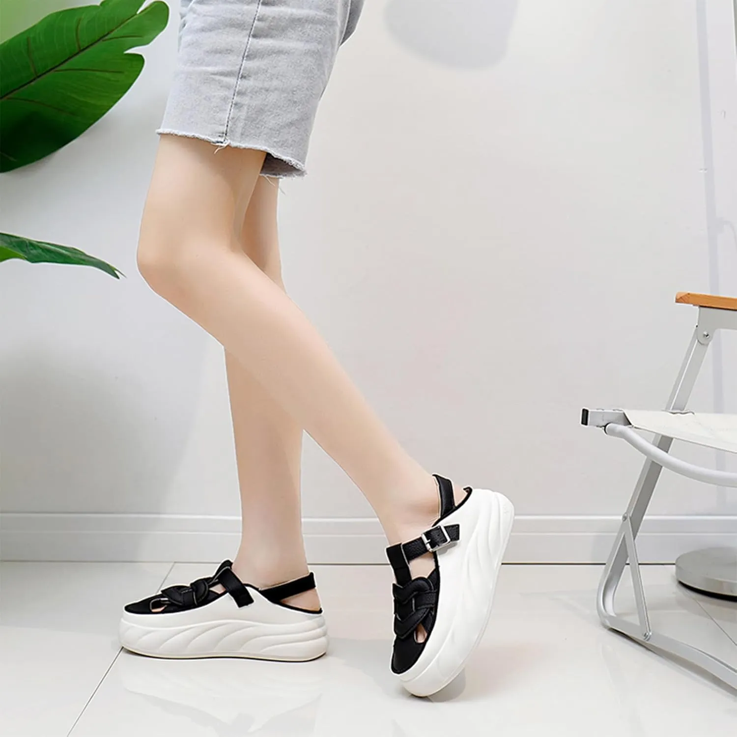 Womens Chunky Platform Leather Out Fisherman Sandals with Adjust Buckle Closed Round Toe Breathable Wear-Resistant Damping Increase Height Summer Outdoor Walking Sport Casual Shoes