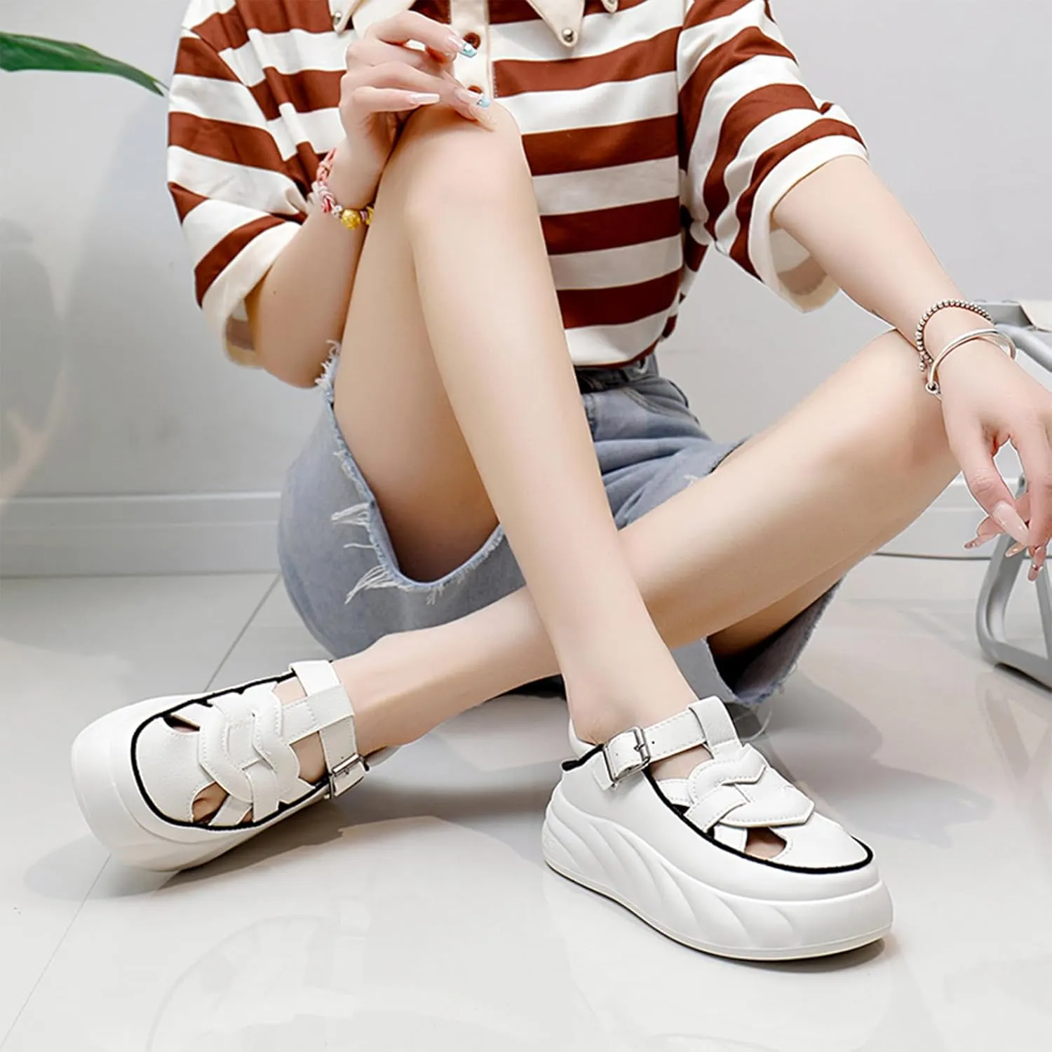 Womens Chunky Platform Leather Out Fisherman Sandals with Adjust Buckle Closed Round Toe Breathable Wear-Resistant Damping Increase Height Summer Outdoor Walking Sport Casual Shoes