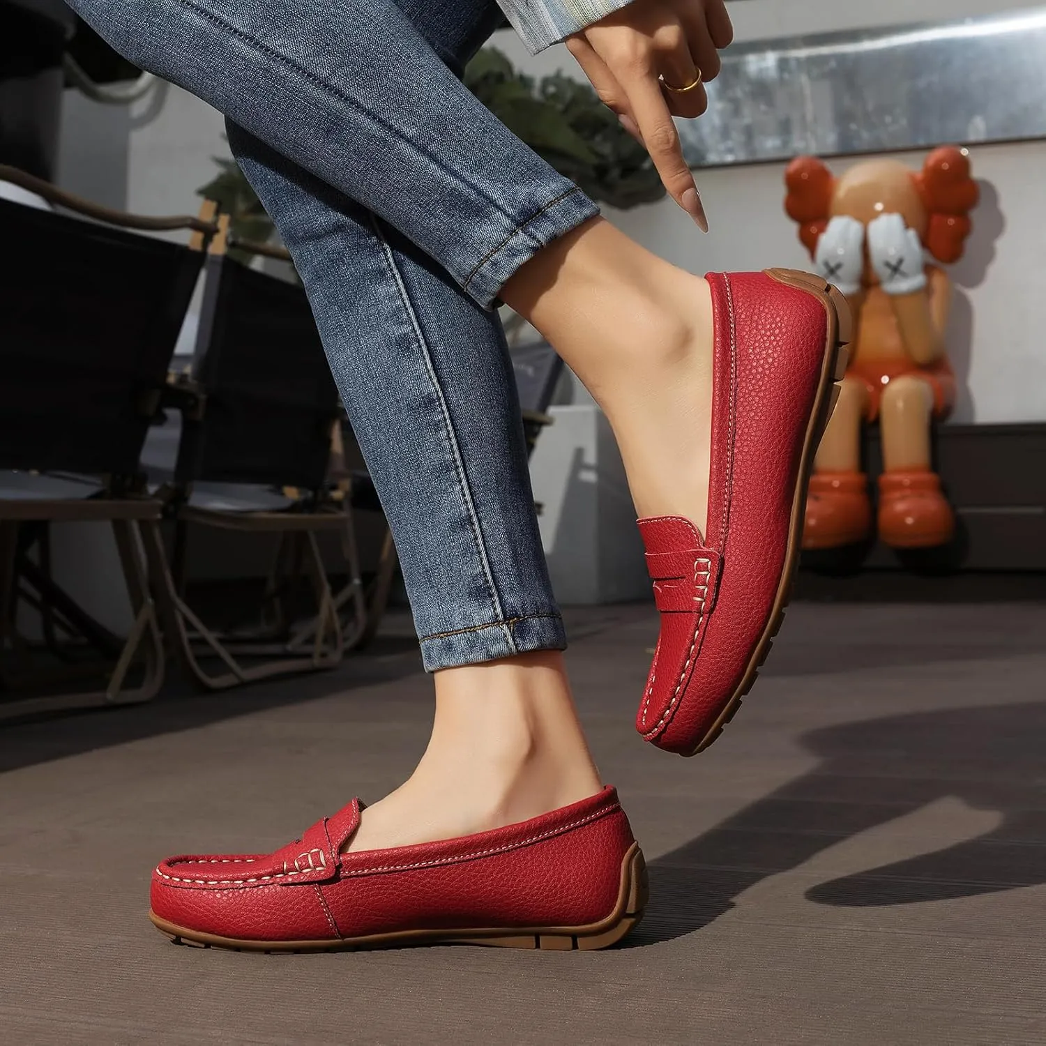 Women's Comfortable & Lightweight Leather Penny Loafers Slip-Ons Cute Business Casual Dress Shoes Work Office Flats Everyday Walking Shoes Driving Mocs for Women