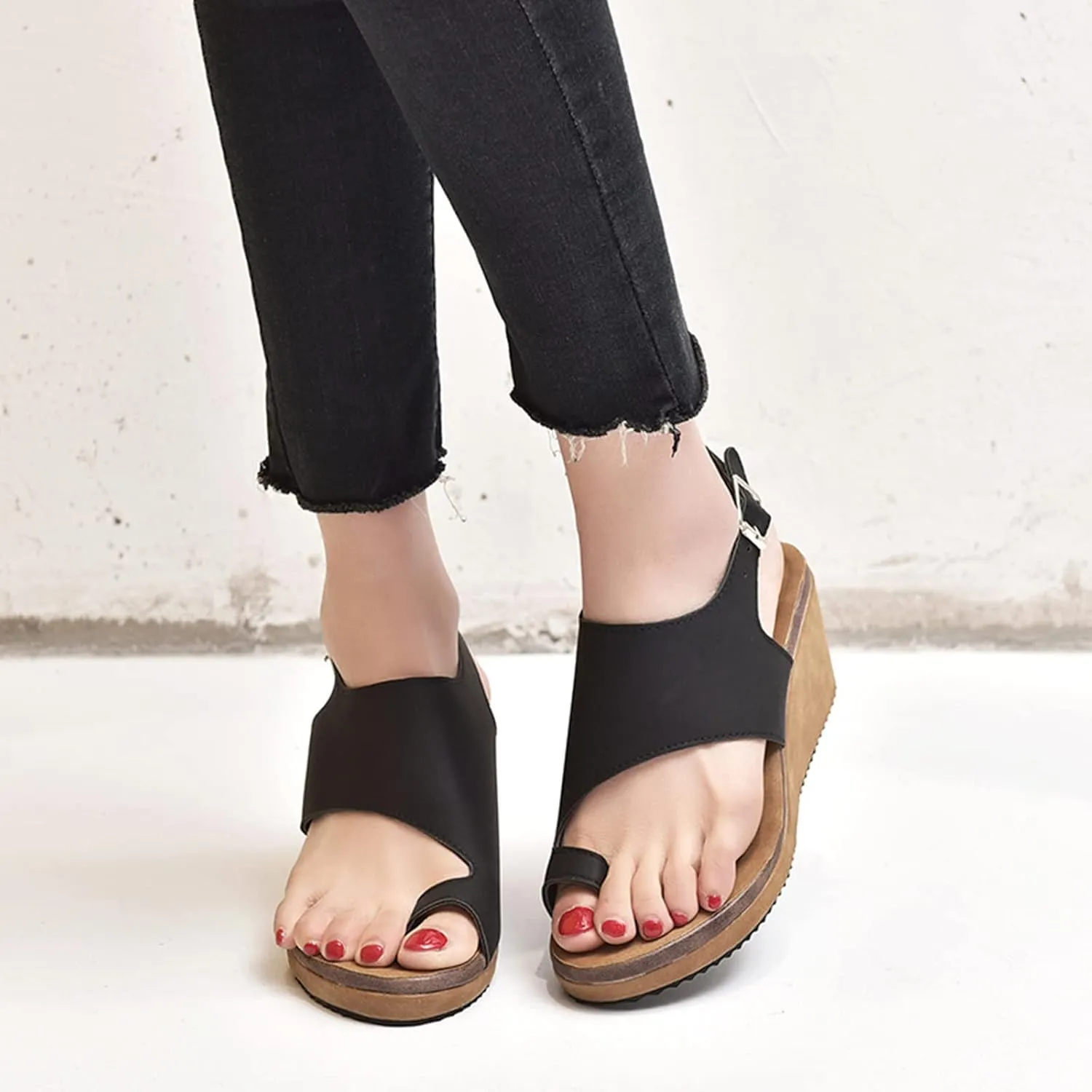 Womens Leather Wedges Sandals Open Toe Lace Up Platform Ankle Strap Summer Shoes Ring Toe Casual Bunion Flip Flops Shoes Orthopedic Correction Sandals,Black,US9/EU41