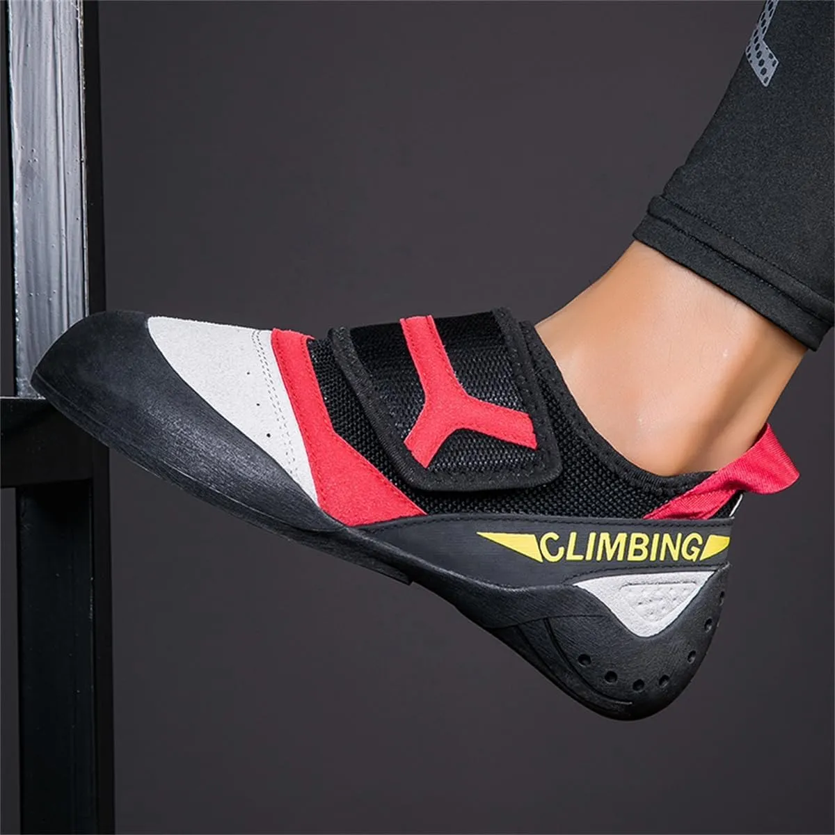 Women's Rock Climbing Shoes Breathable Ladies Kids Indoor Climbing Trainers Non Slip Wall Bouldering Sneakers for Gym Sports