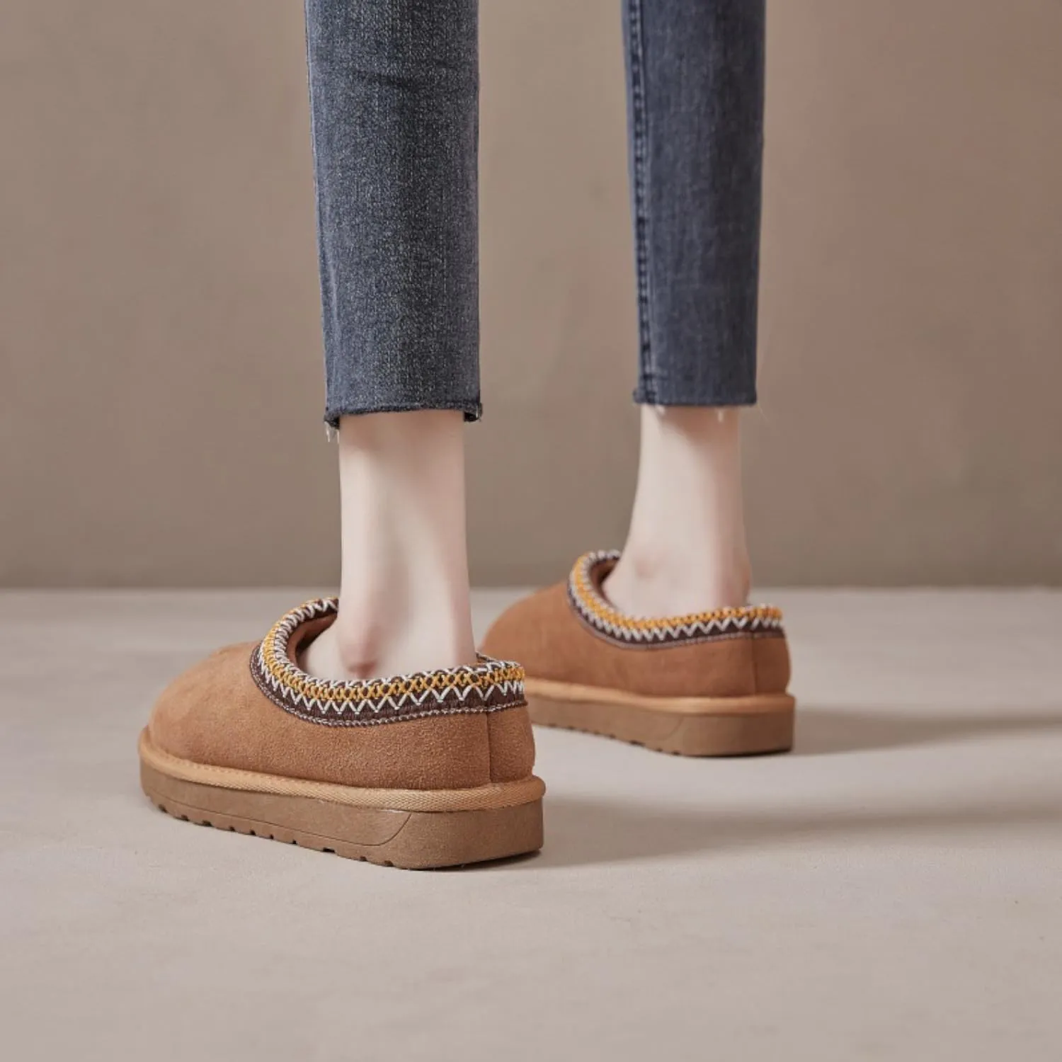 Women's Slipper Platform Indoor Slippers Mini Boots Slip on Fur Fleece Lined Suede Comfy Fur Fleece Lined Short Ankle Boots