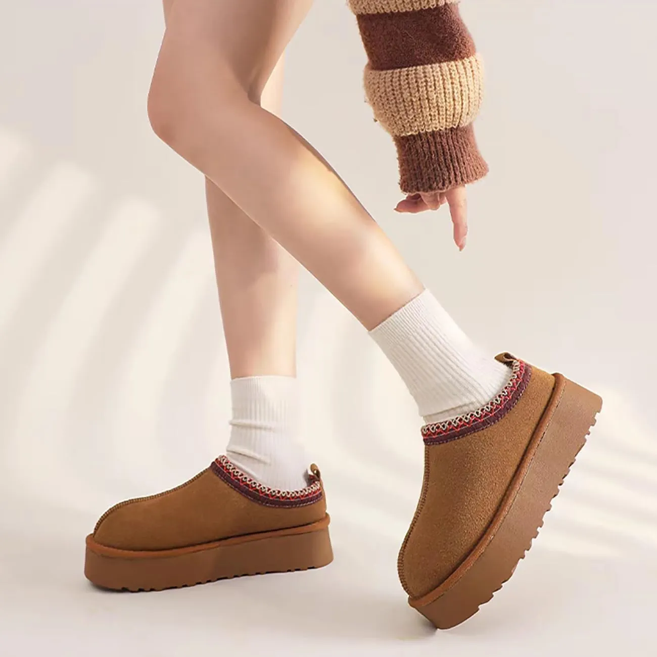 Women's Slippers Indoor & Outdoor Plush Lined Sneakers, Mini Slippers With Non-Slip Suede Ankle Boots