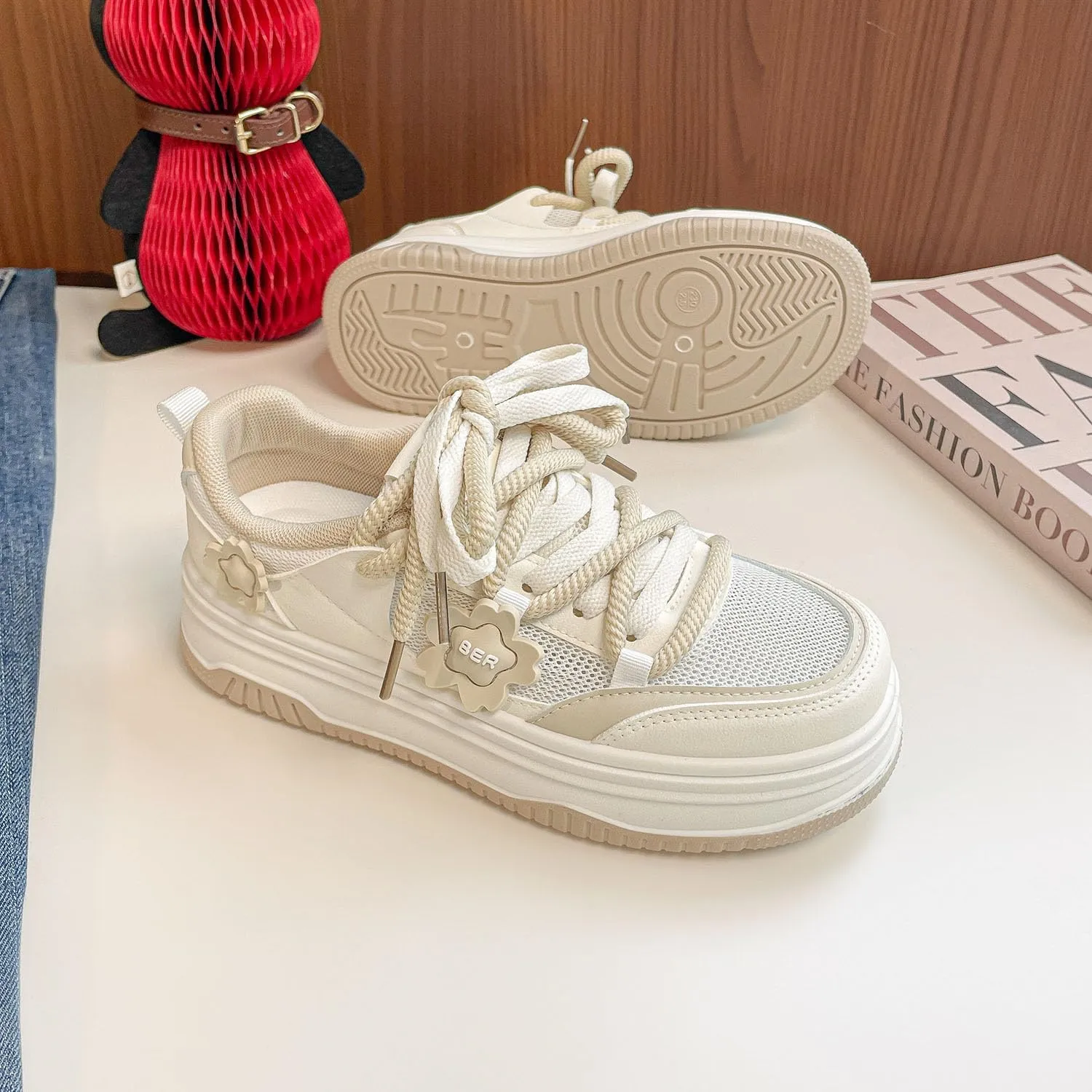 Womens Y2K Breathable Mesh Platform Sneakers College Girls Cute Fashion Campus Lightweight Walking Shoes