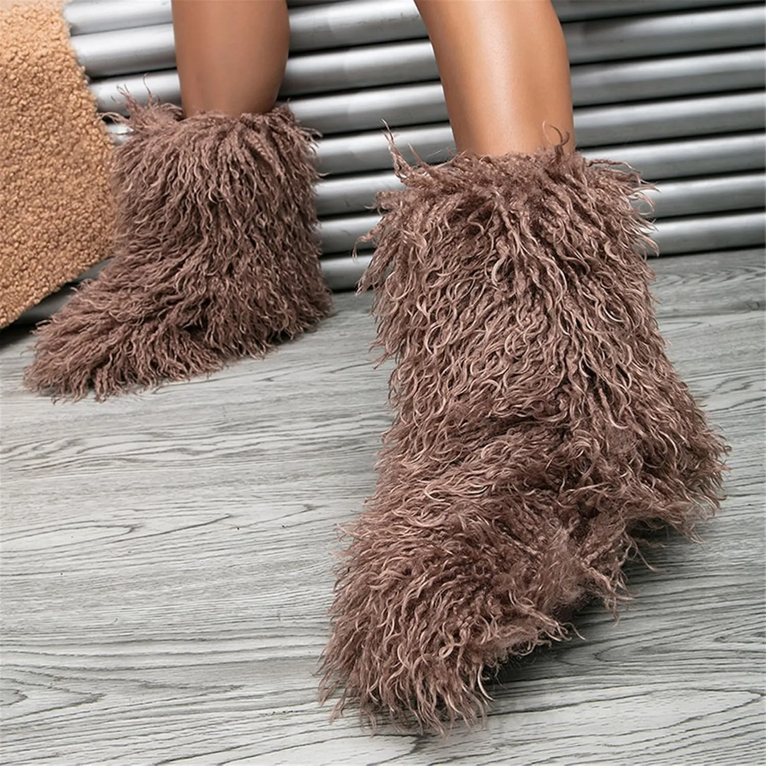 YESBOR Women's Curly Faux Fur Snow Boots Fluffy Fuzzy Furry Winter Outdoor Flat Booties