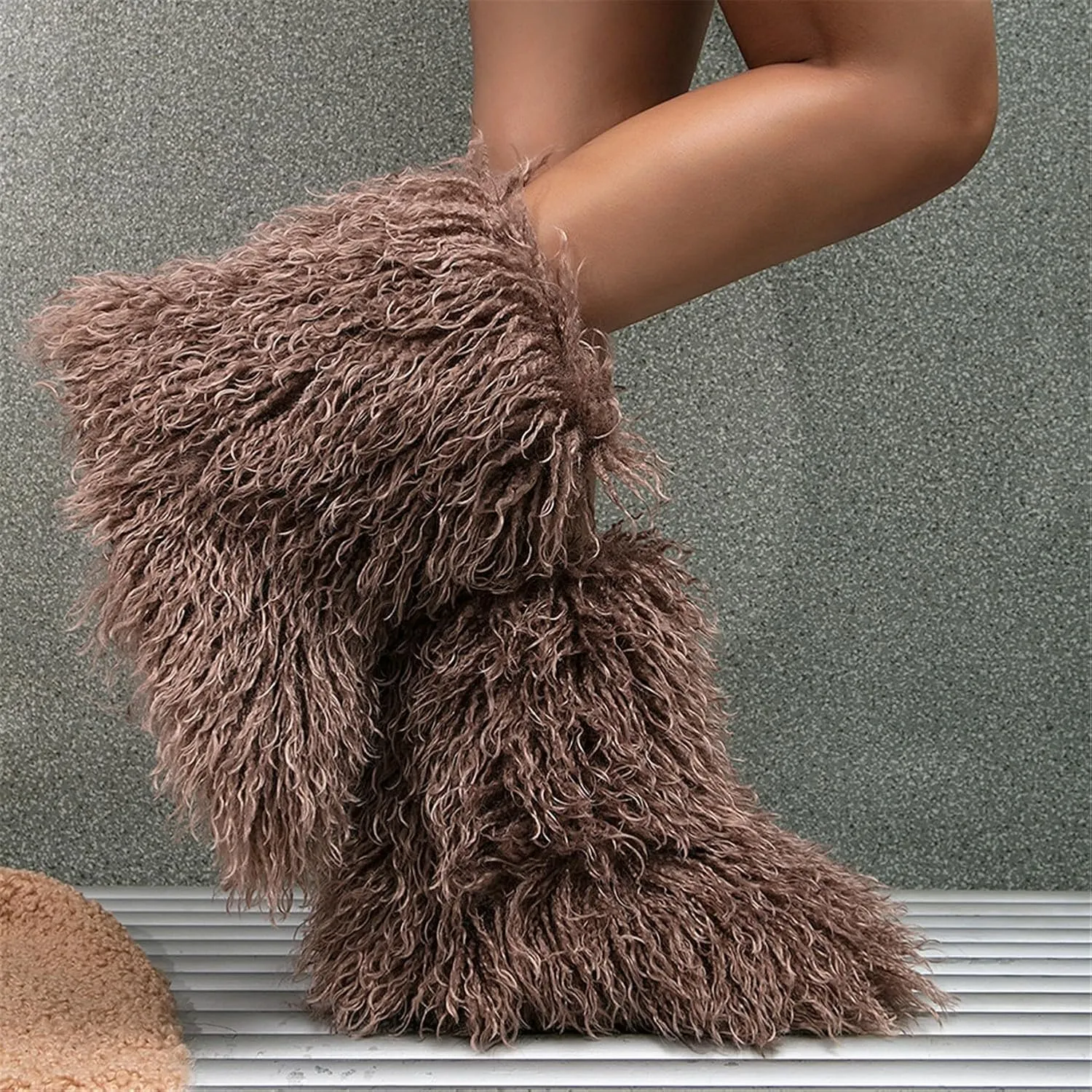 YESBOR Women's Curly Faux Fur Snow Boots Fluffy Fuzzy Furry Winter Outdoor Flat Booties